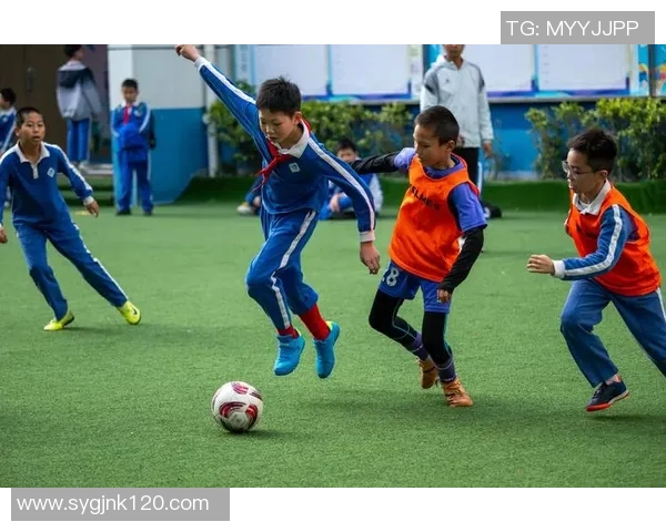 新晋球星崛起引领足球新时代年轻力量激荡赛场 新晋球星崛起引领足球新时代年轻力量激荡赛场